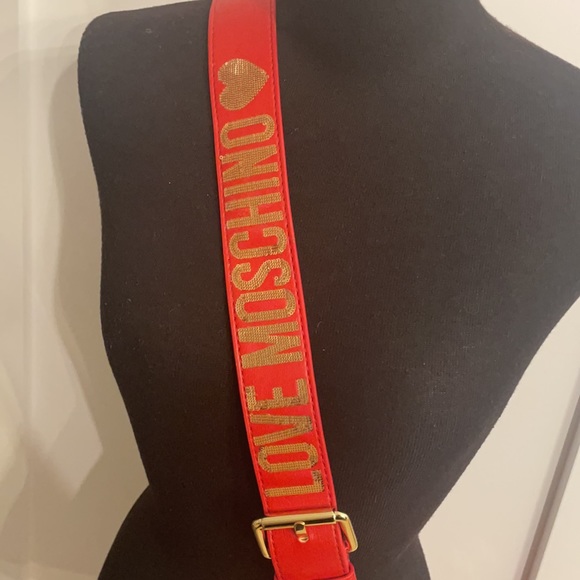 Love Moschino Red Quilted Crossbody - Picture 6 of 8